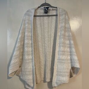 NWOT Laundry by Shelli Segal open cable knit cardigan poncho style one size wool